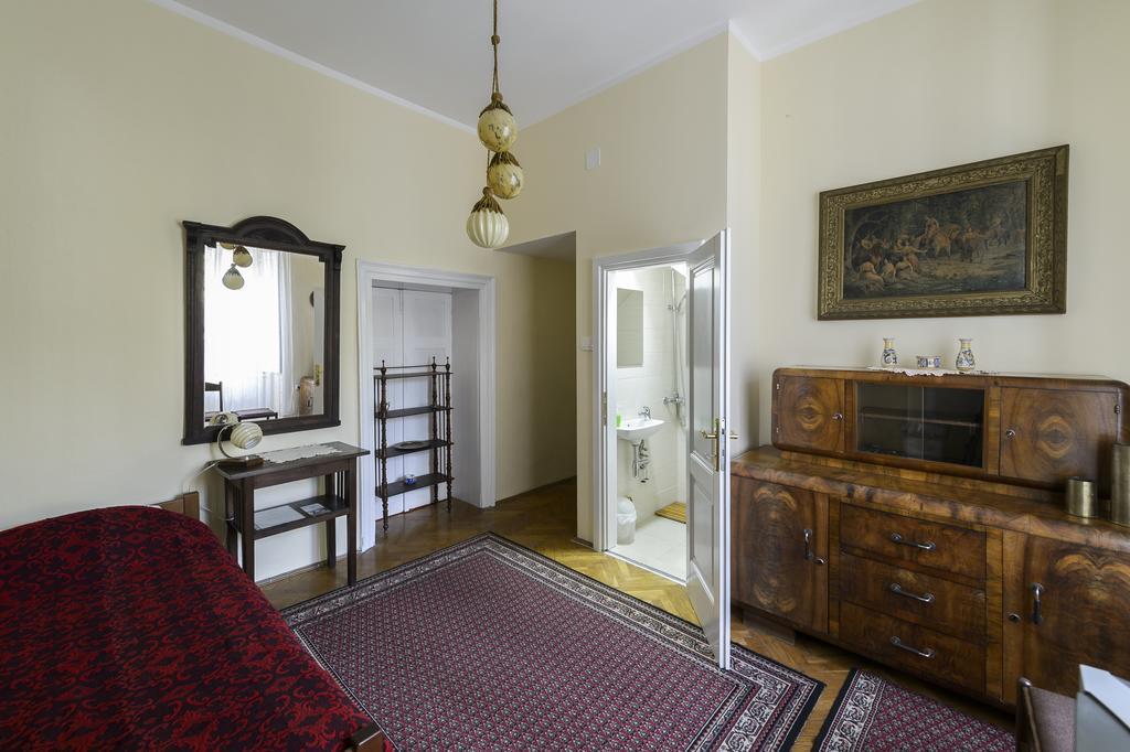 La Vecchia Casa Hotel Cetinje Bagian luar foto