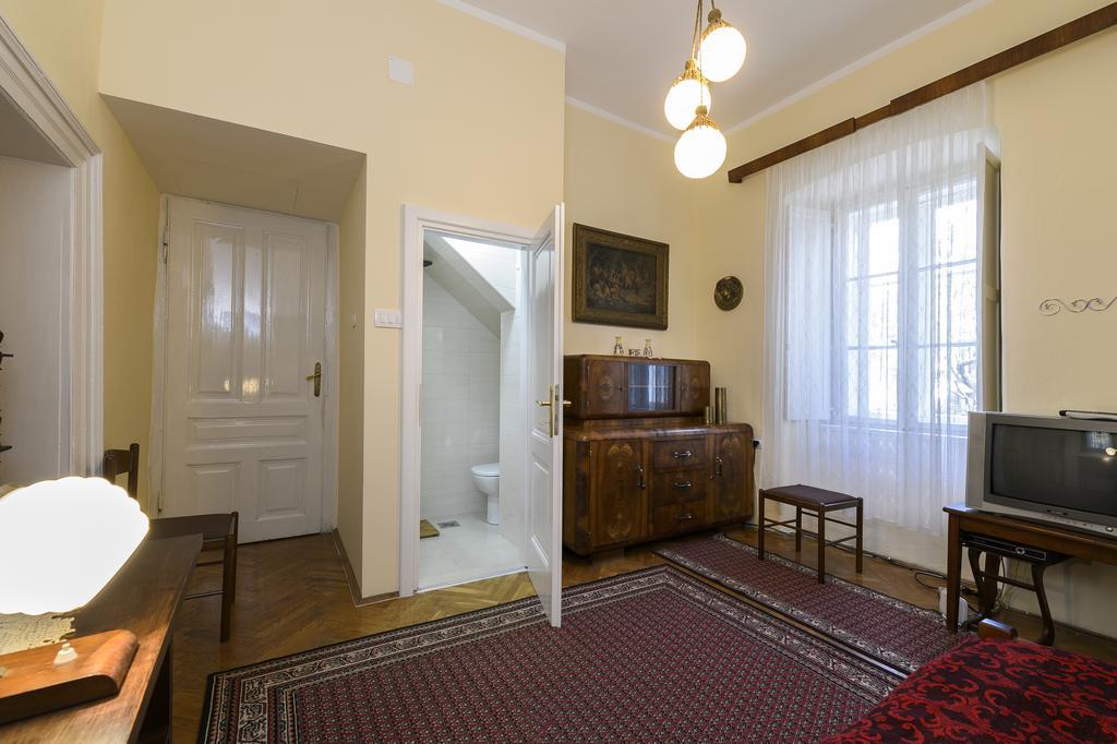 La Vecchia Casa Hotel Cetinje Bagian luar foto