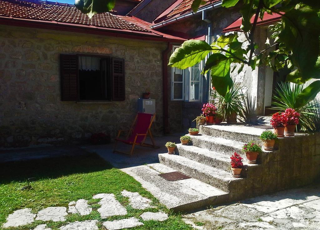 La Vecchia Casa Hotel Cetinje Bagian luar foto