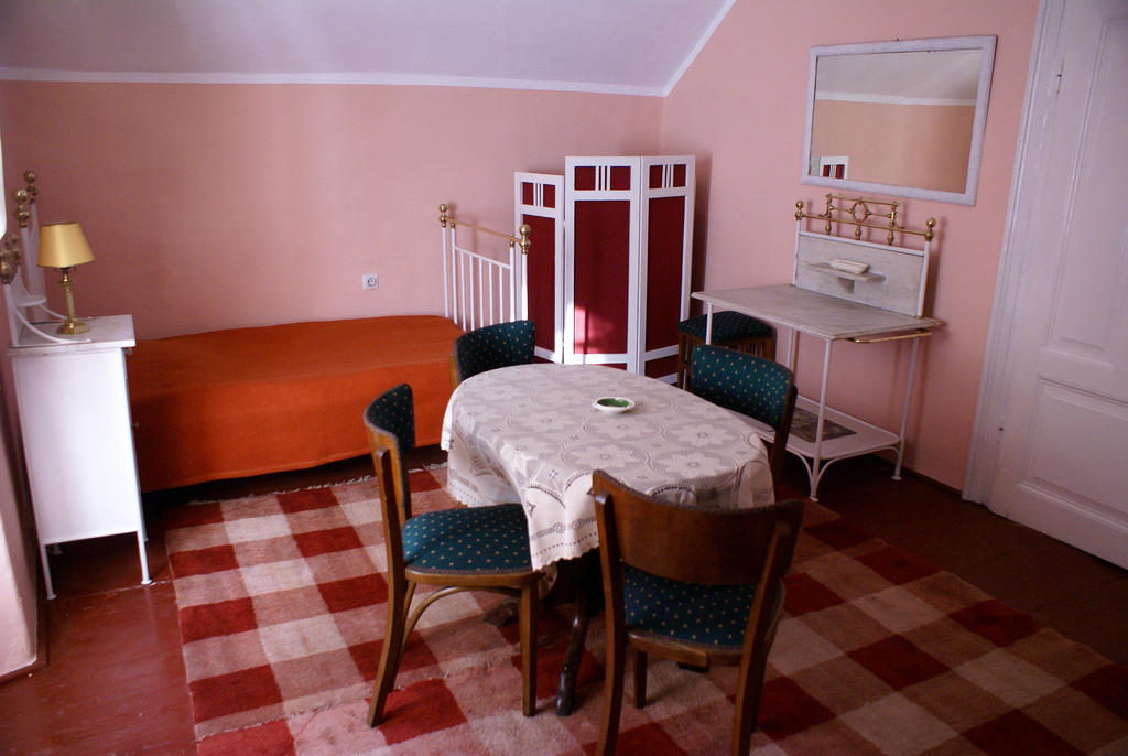 La Vecchia Casa Hotel Cetinje Ruang foto