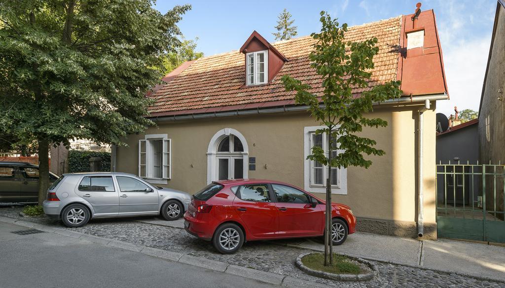 La Vecchia Casa Hotel Cetinje Bagian luar foto