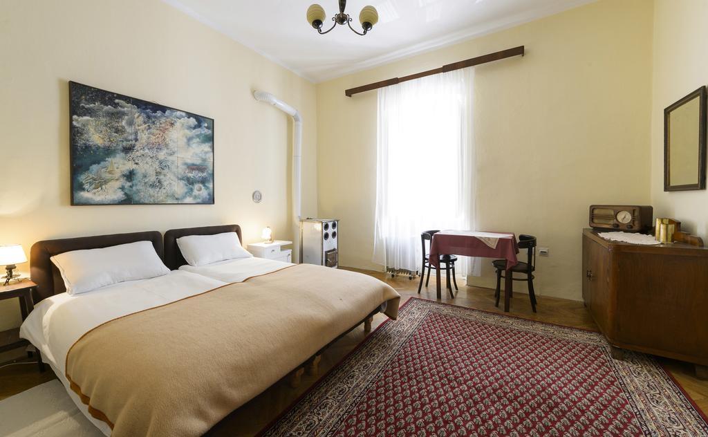 La Vecchia Casa Hotel Cetinje Bagian luar foto